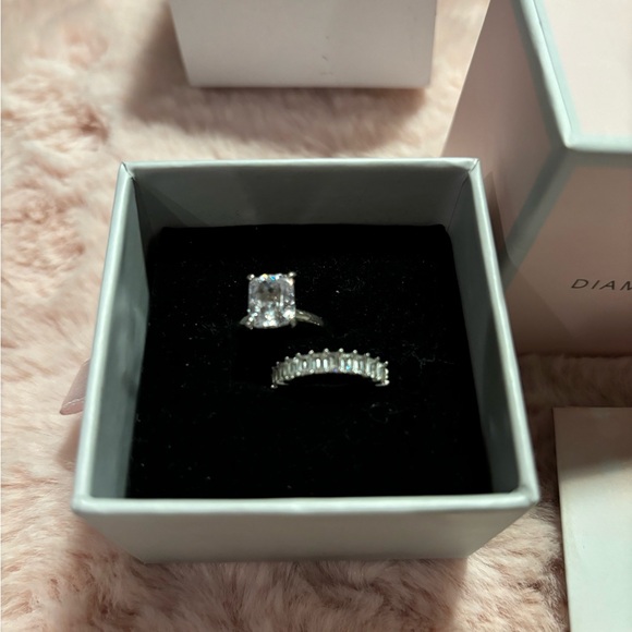 Diamonique Jewelry - Diamonique Princess cut 2-3 carat solitaire plus band new in box platinum clad